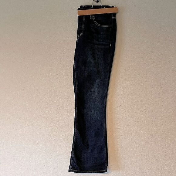 Never Worn Women’s Lucky Brand 🍀 Dark Wash Bootcut Jeans. Size 8/29. - Picture 1 of 3